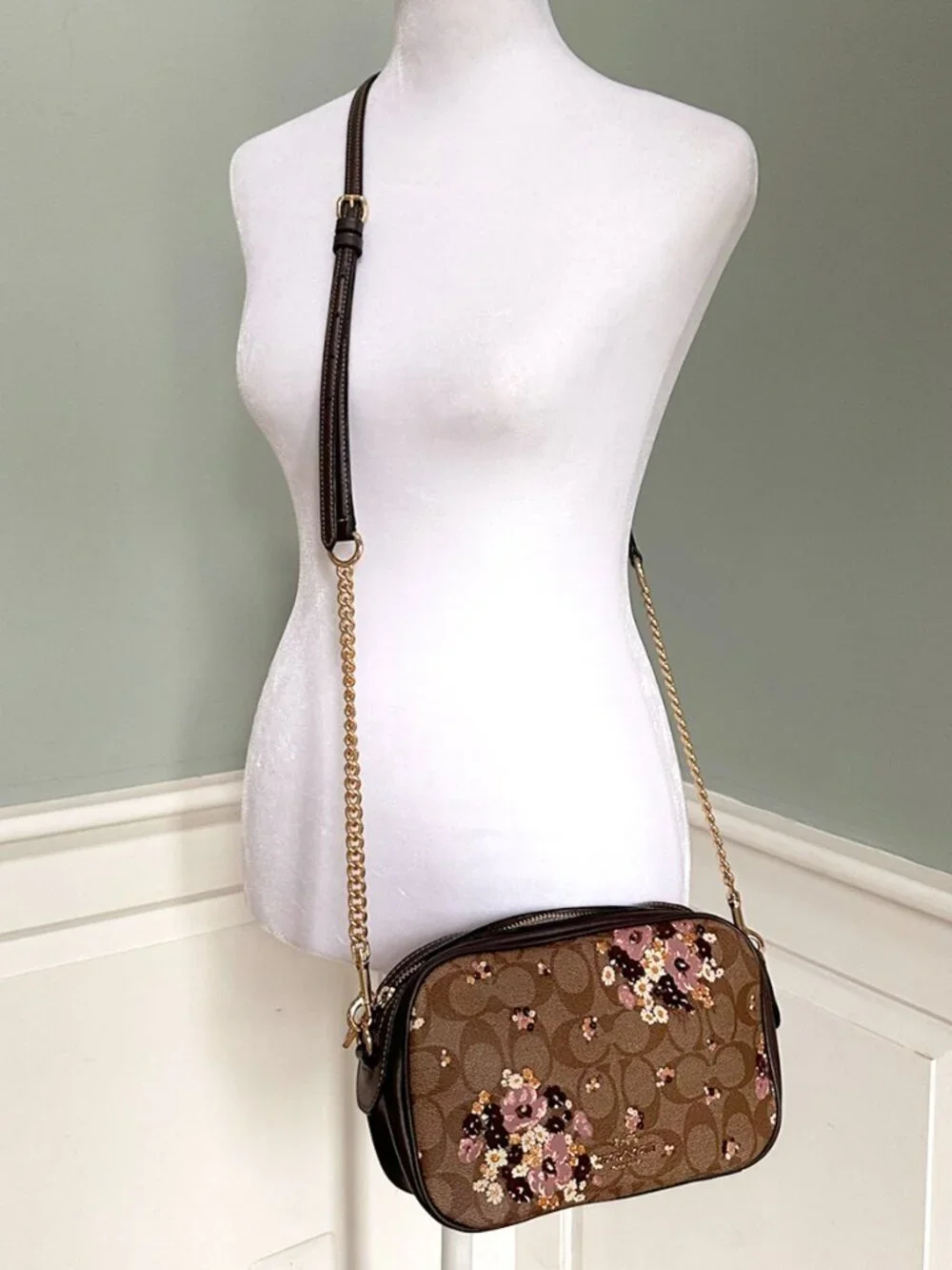Coach Isla Chain Crossbody Bag Floral Print Signature Coated Canvas F31433